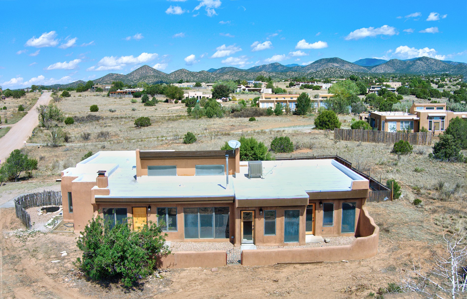 11 Valencia Loop