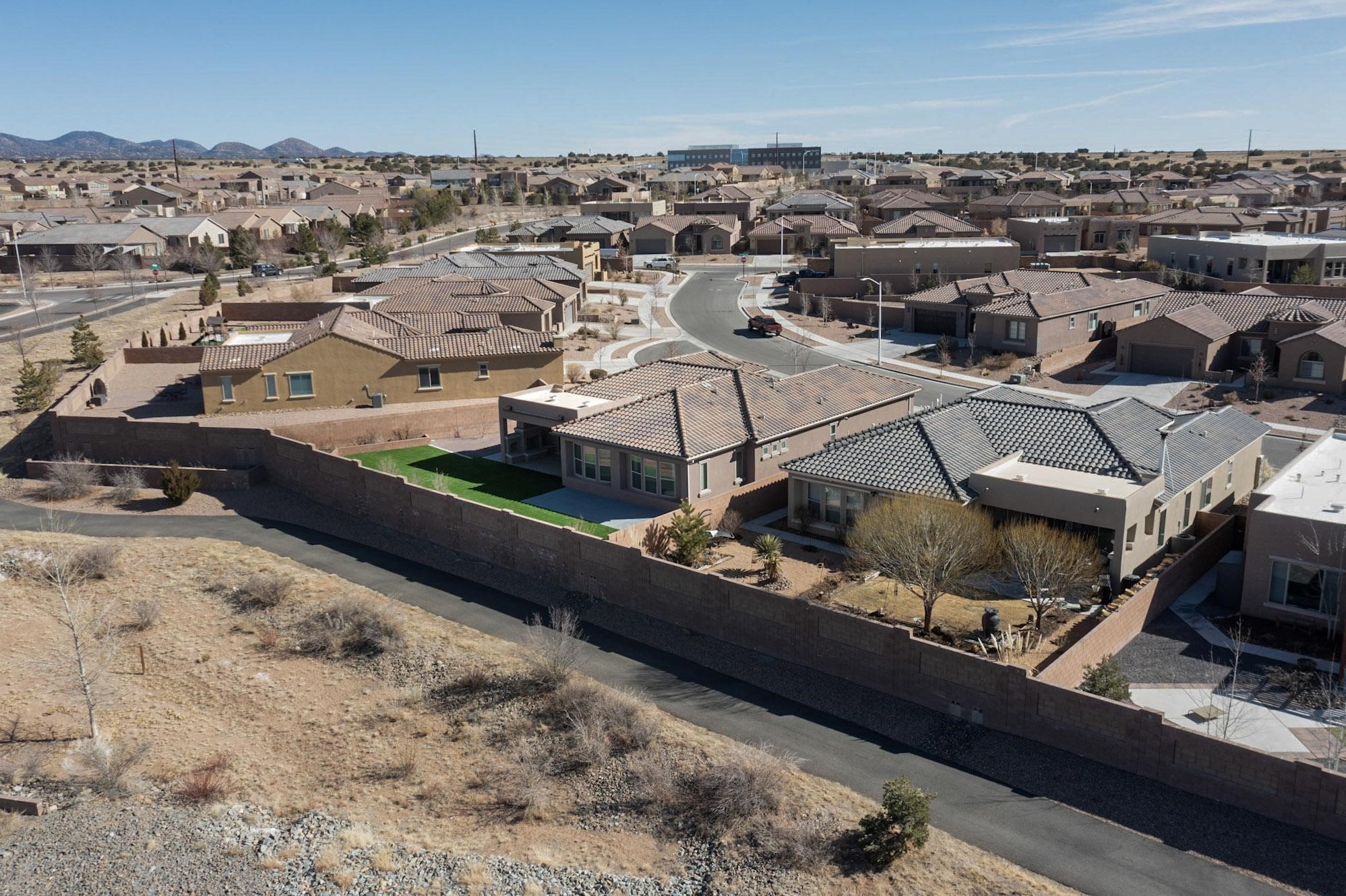 4138 Arboles Bonitos