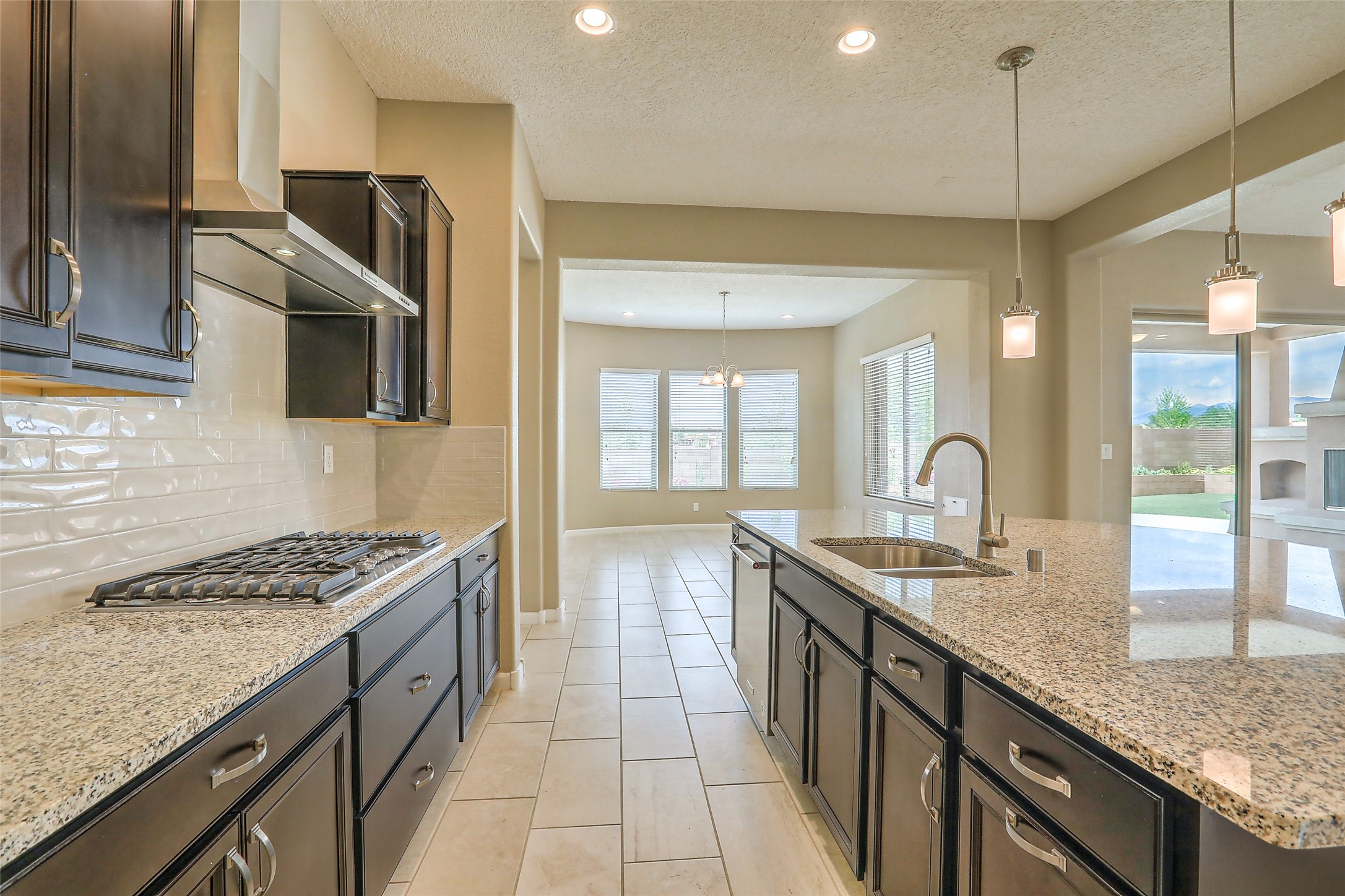 4138 Arboles Bonitos