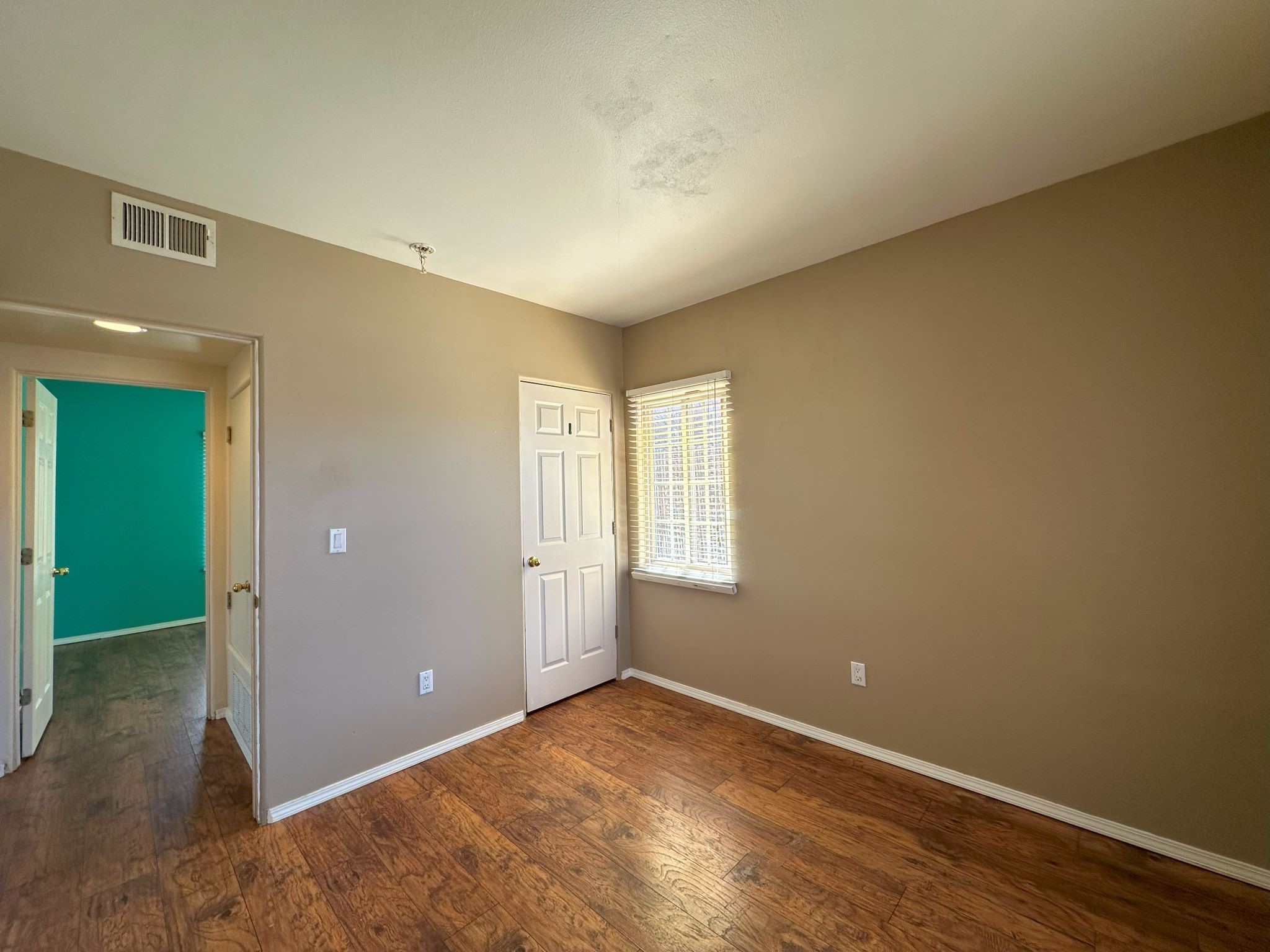 4263 Juniper Hill Lane