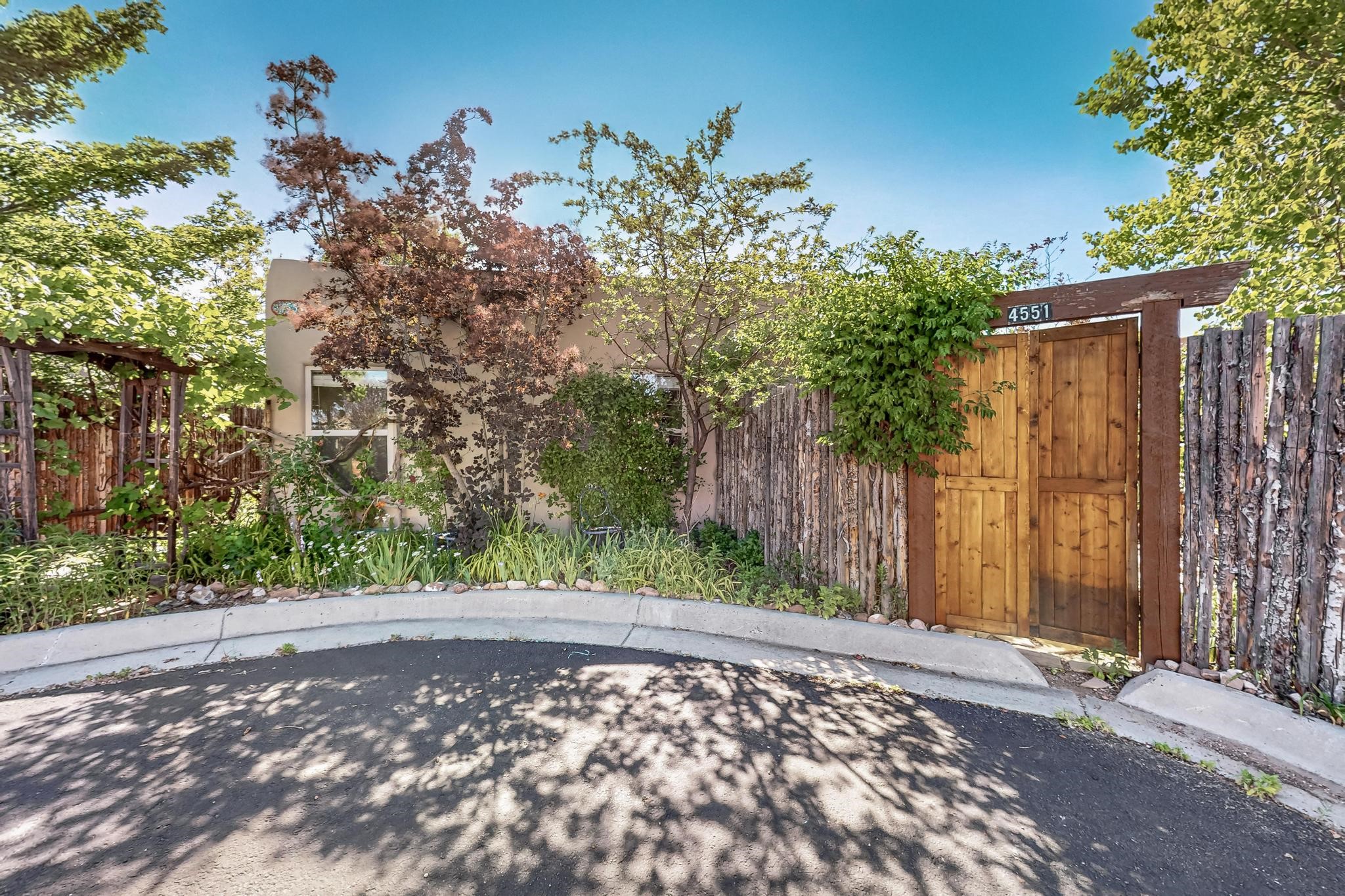 4551 Camino Placitas