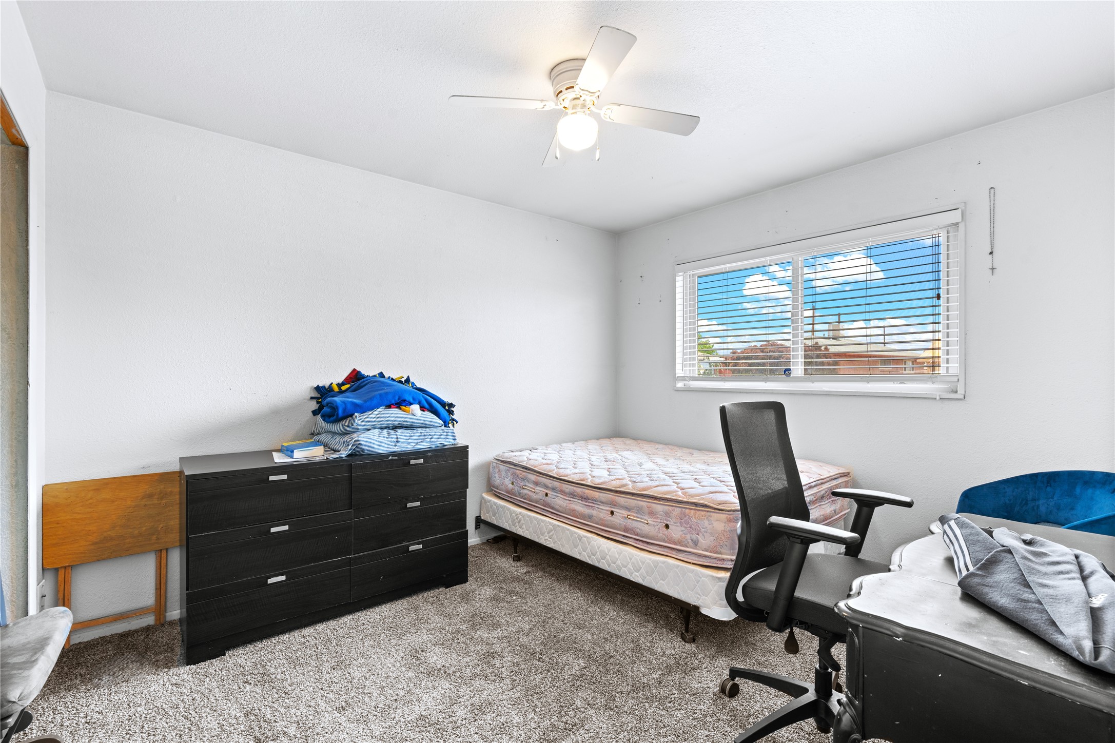 4509 Hilton Avenue NE