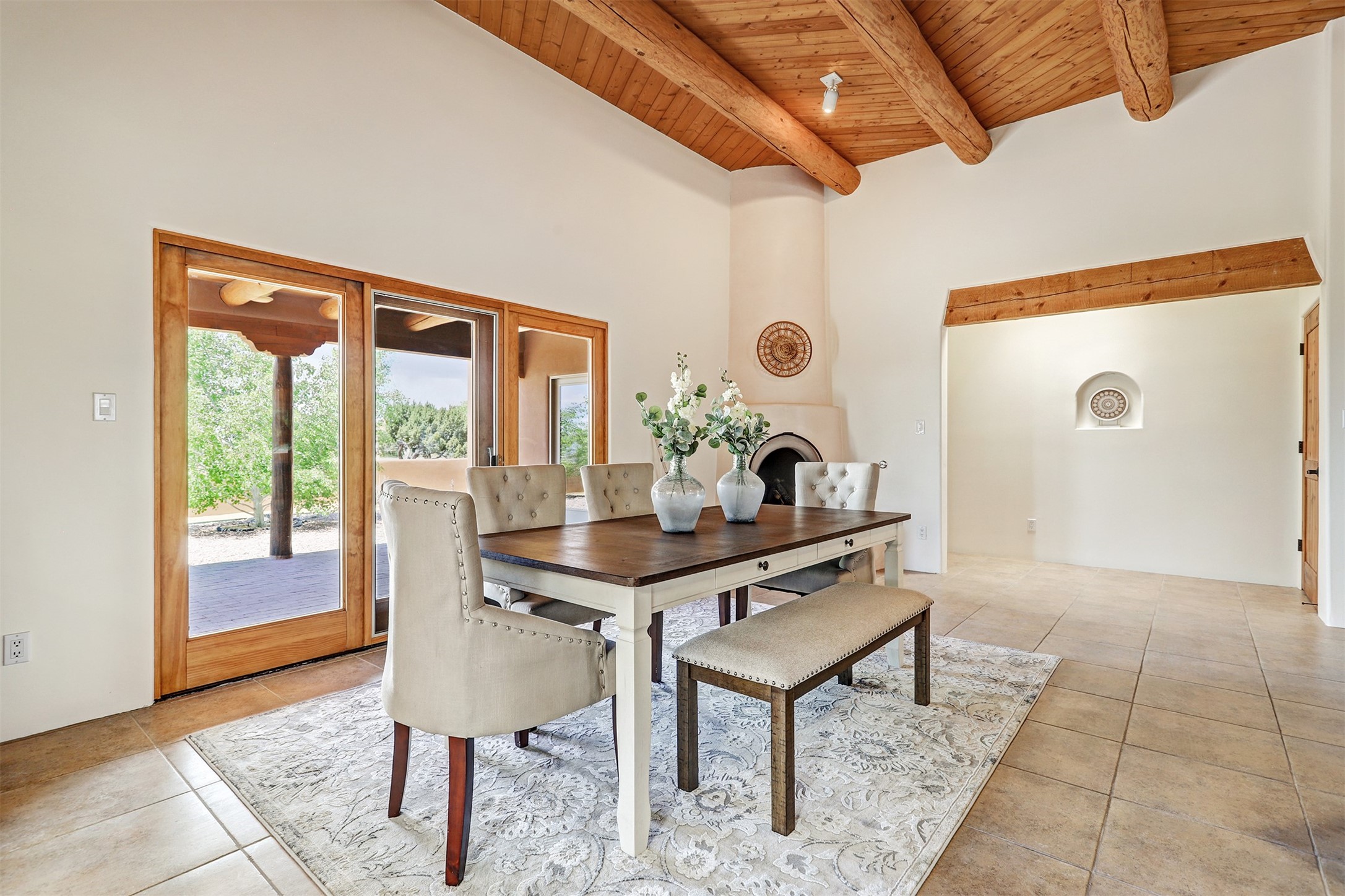 6 Chapala Road