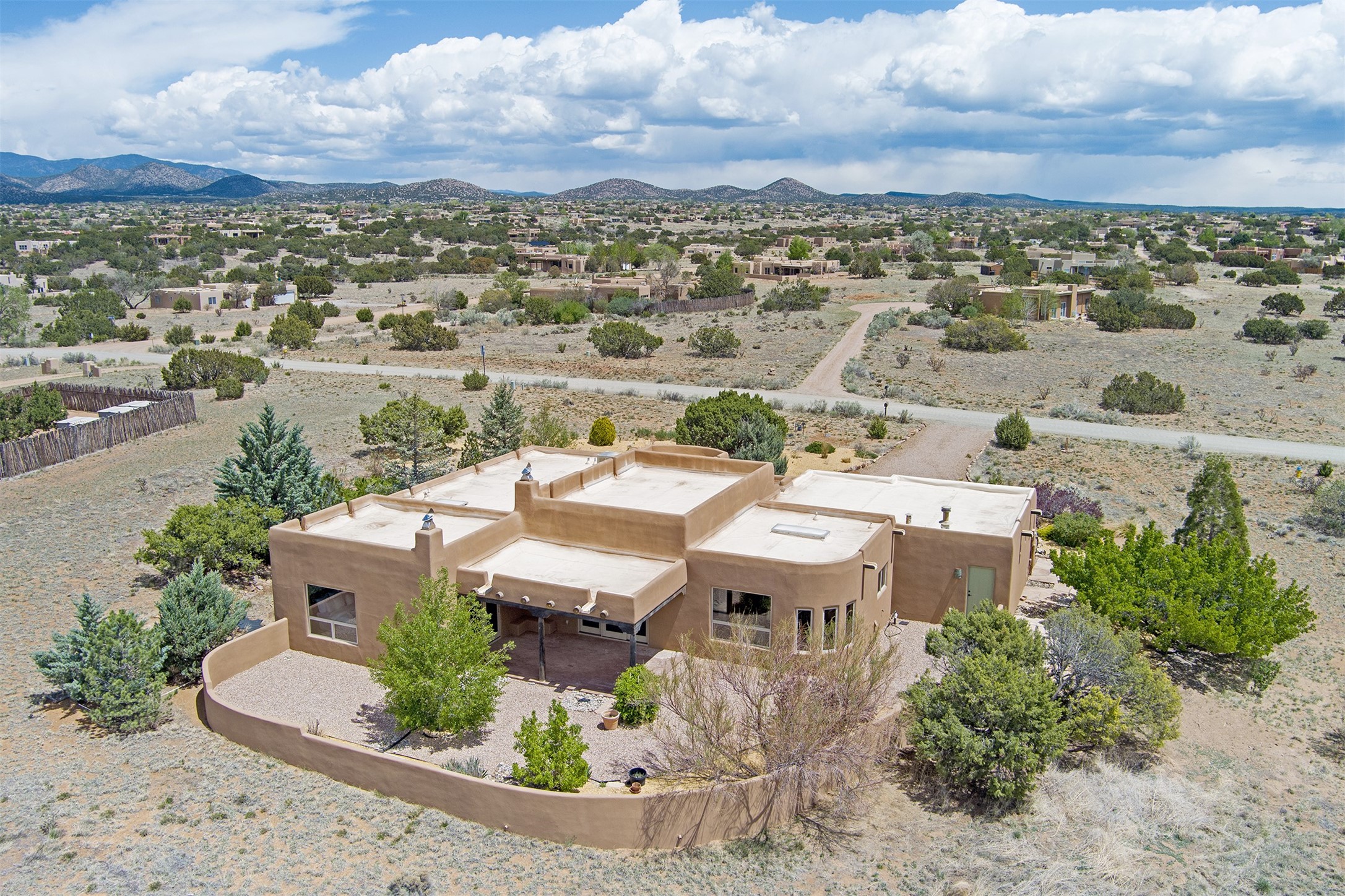 6 Chapala Road
