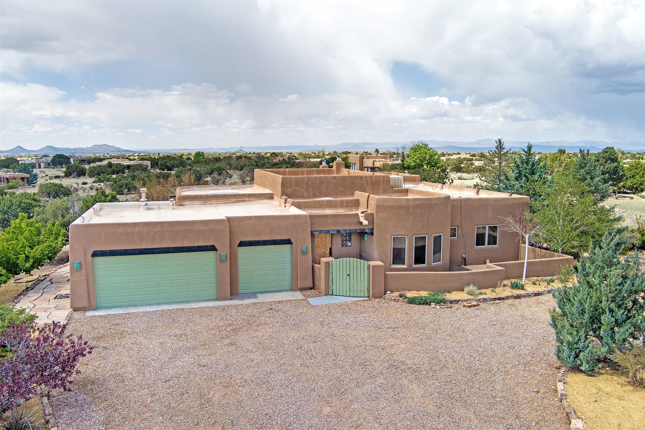 6 Chapala Road