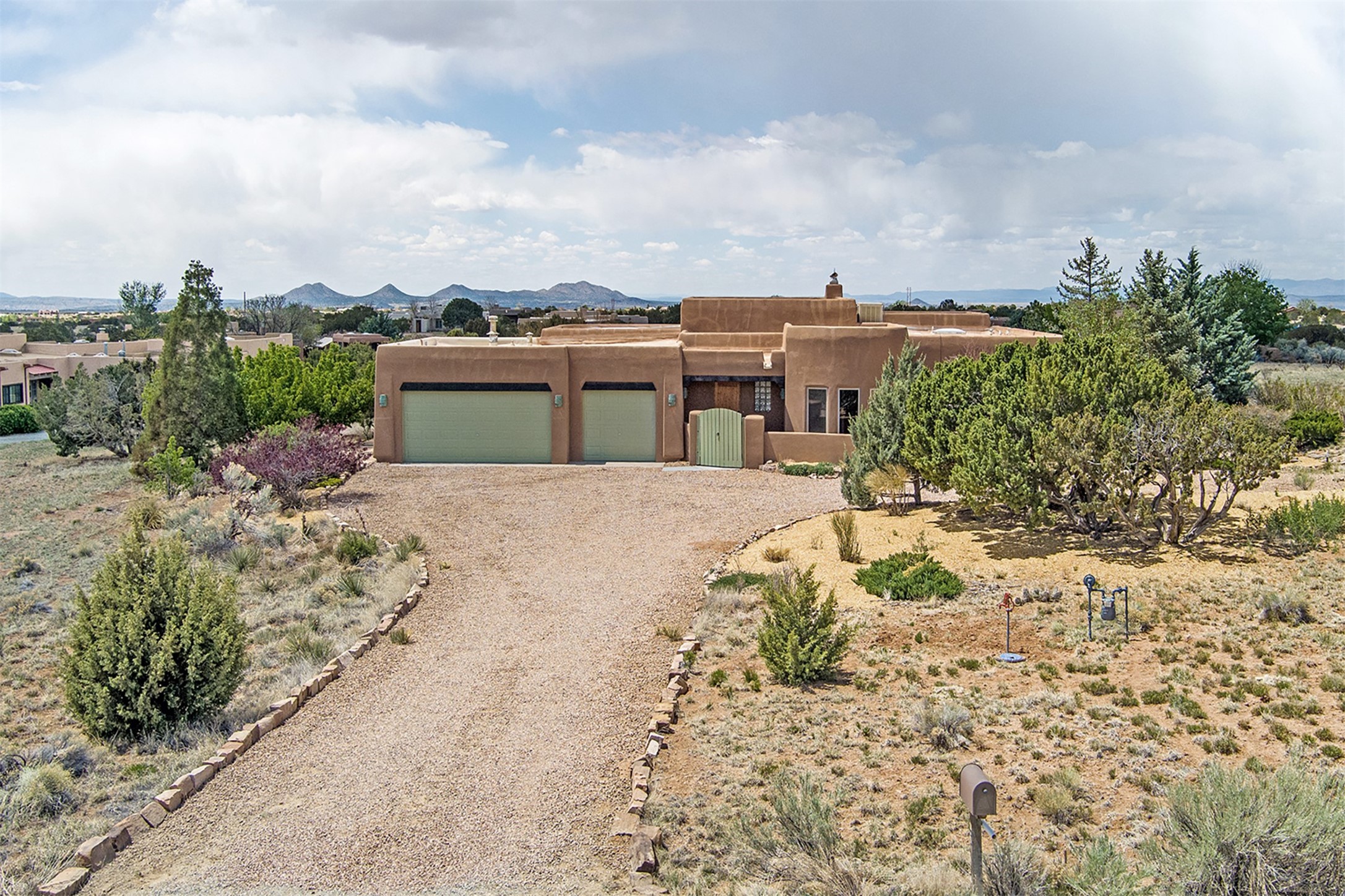 6 Chapala Road