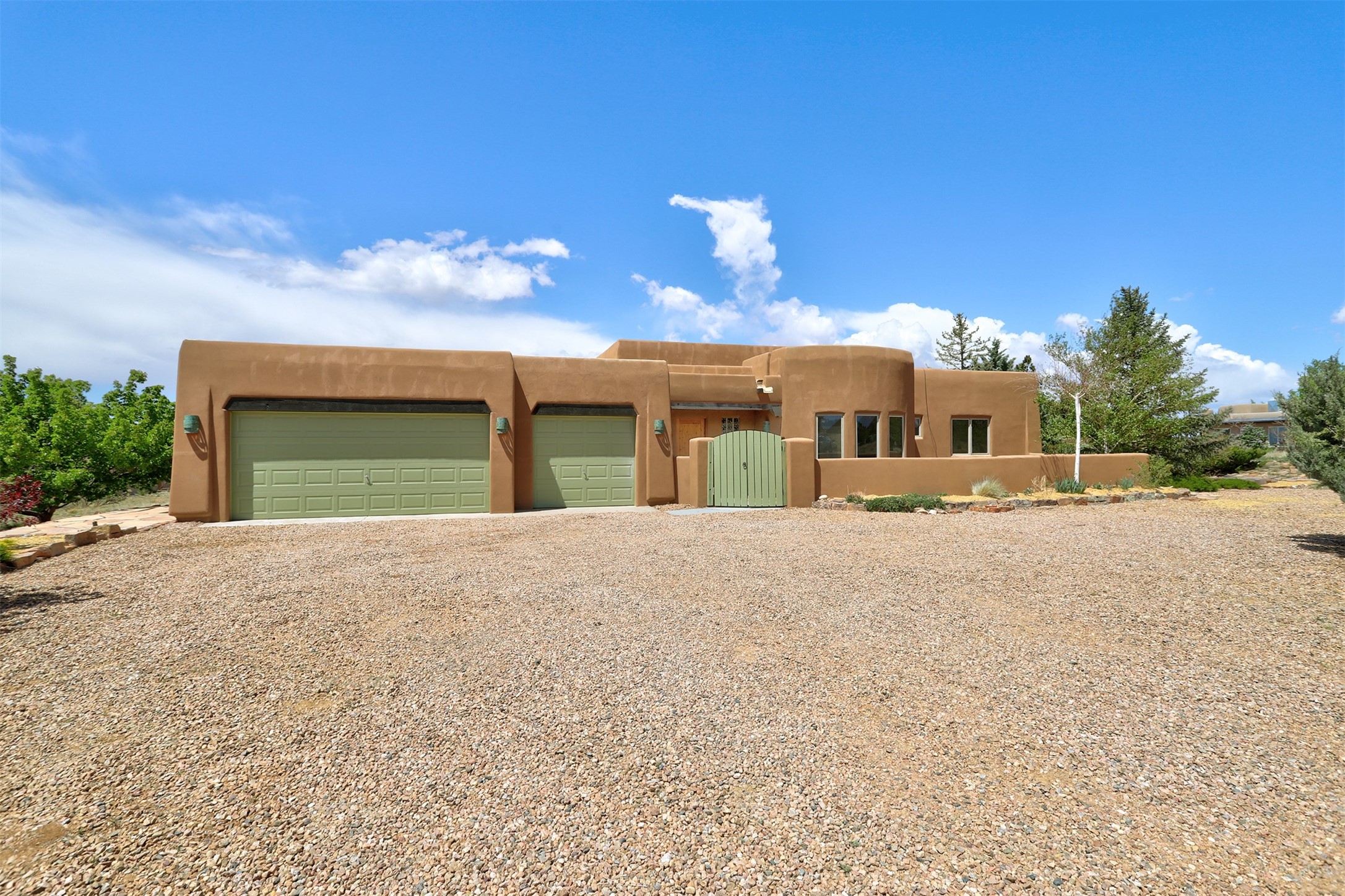 6 Chapala Road
