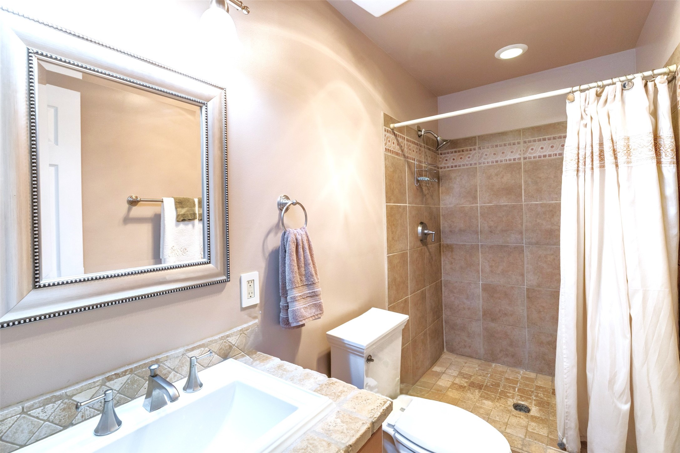 3109 Avenida Codorniz