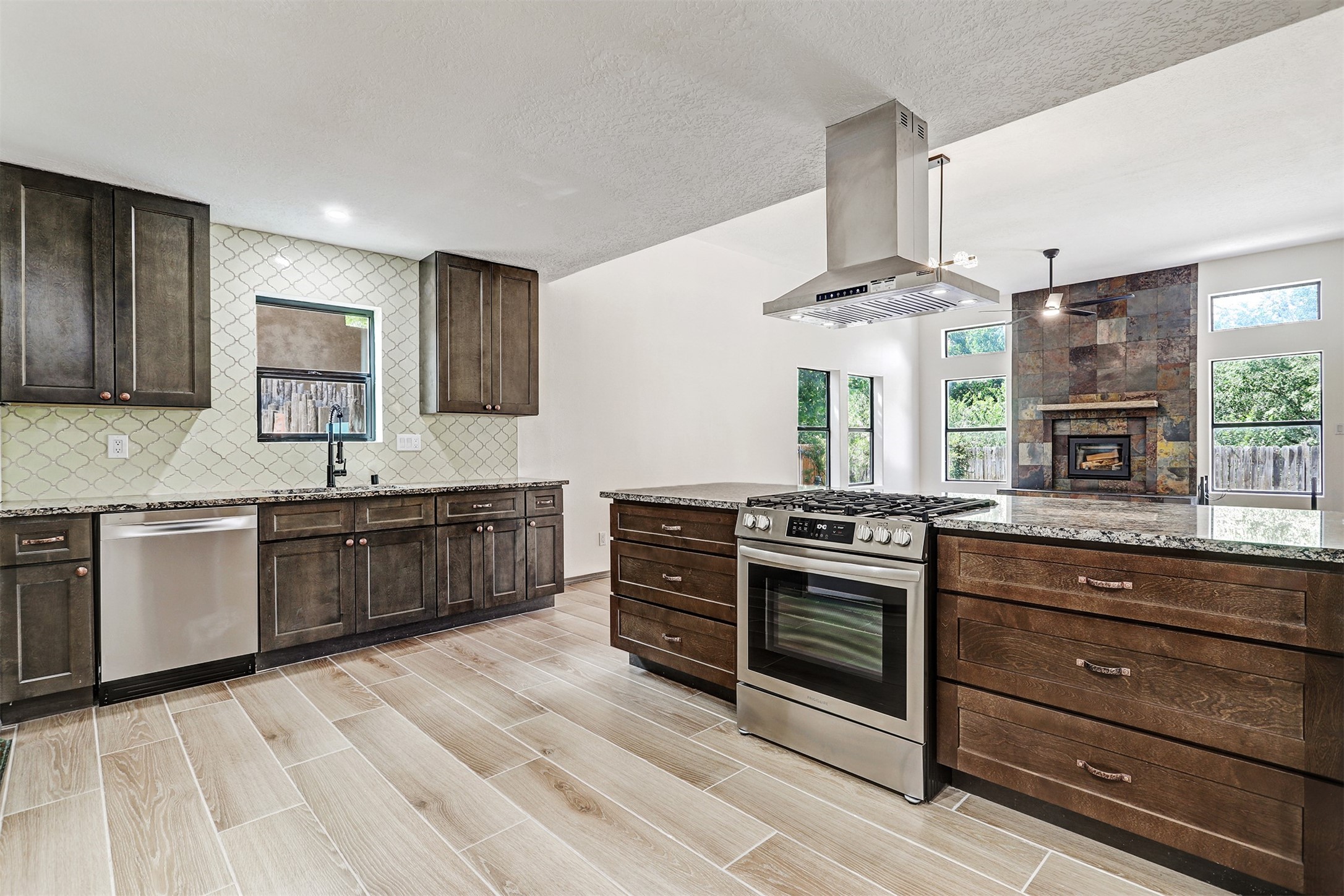 2550 Camino San Patricio