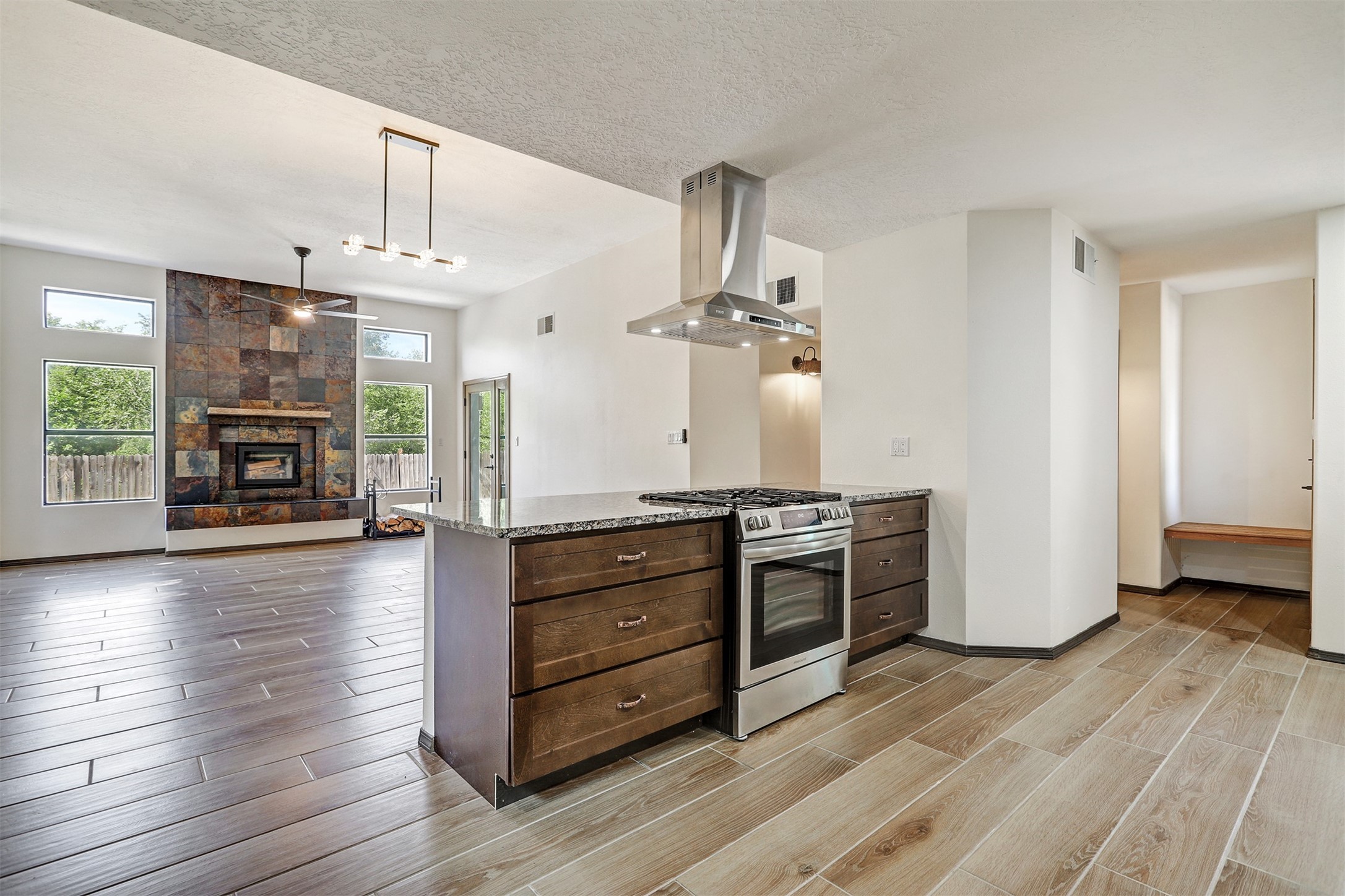 2550 Camino San Patricio