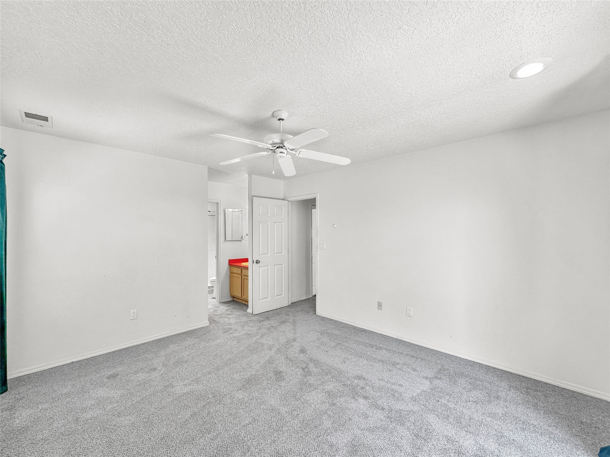 4228 Roadrunner Lane