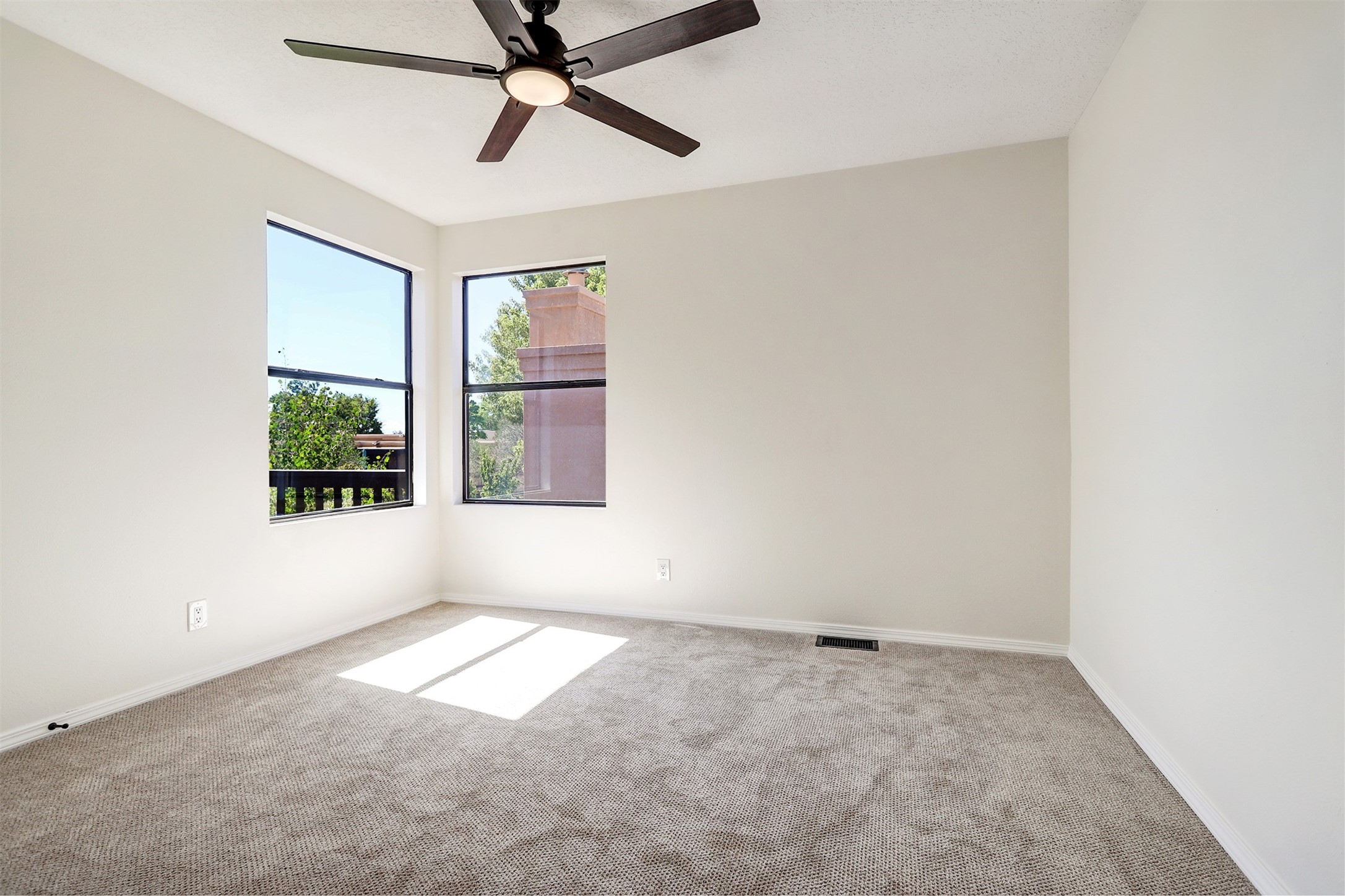 2921 Viaje Pavo Real