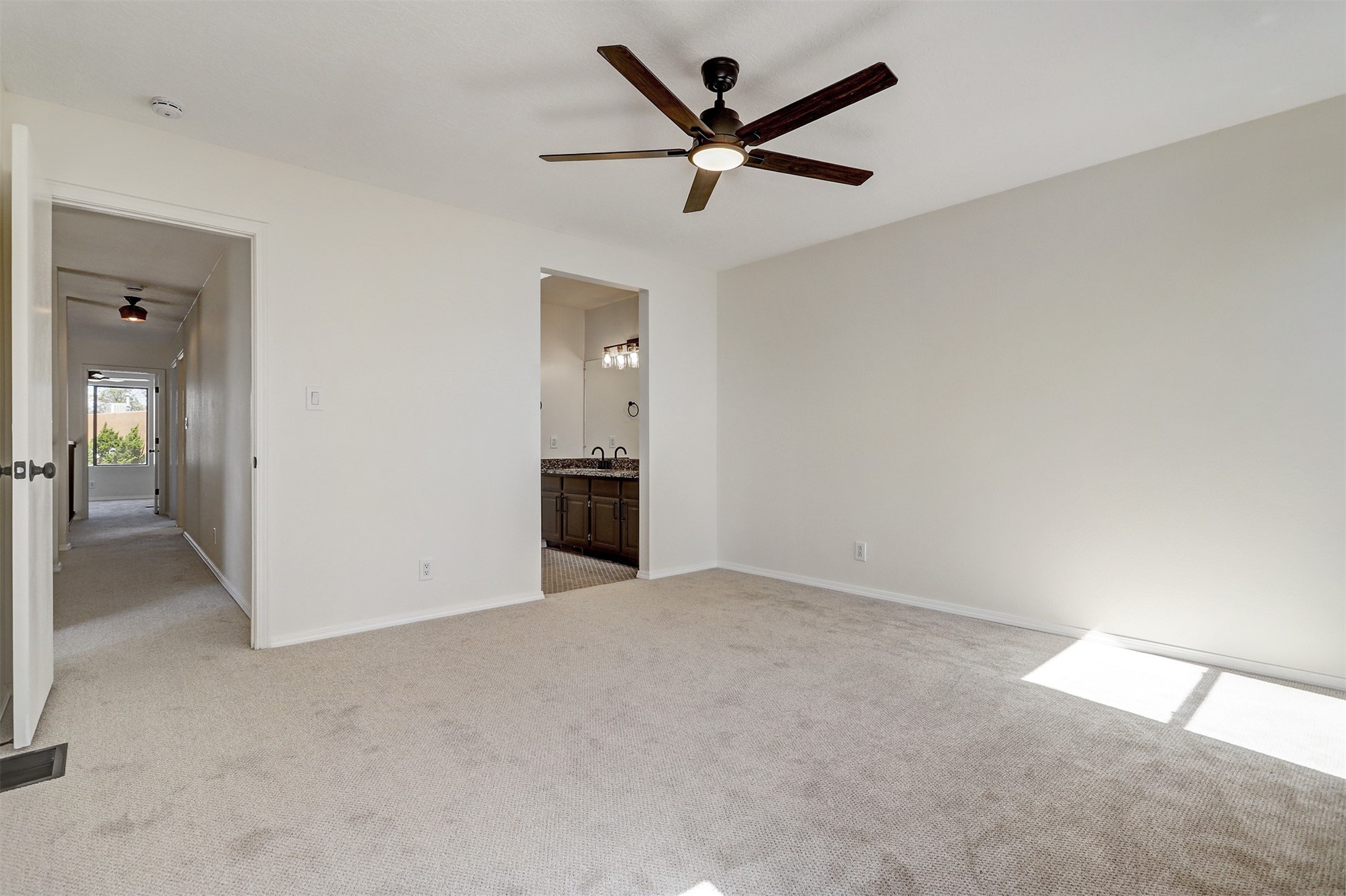 2921 Viaje Pavo Real