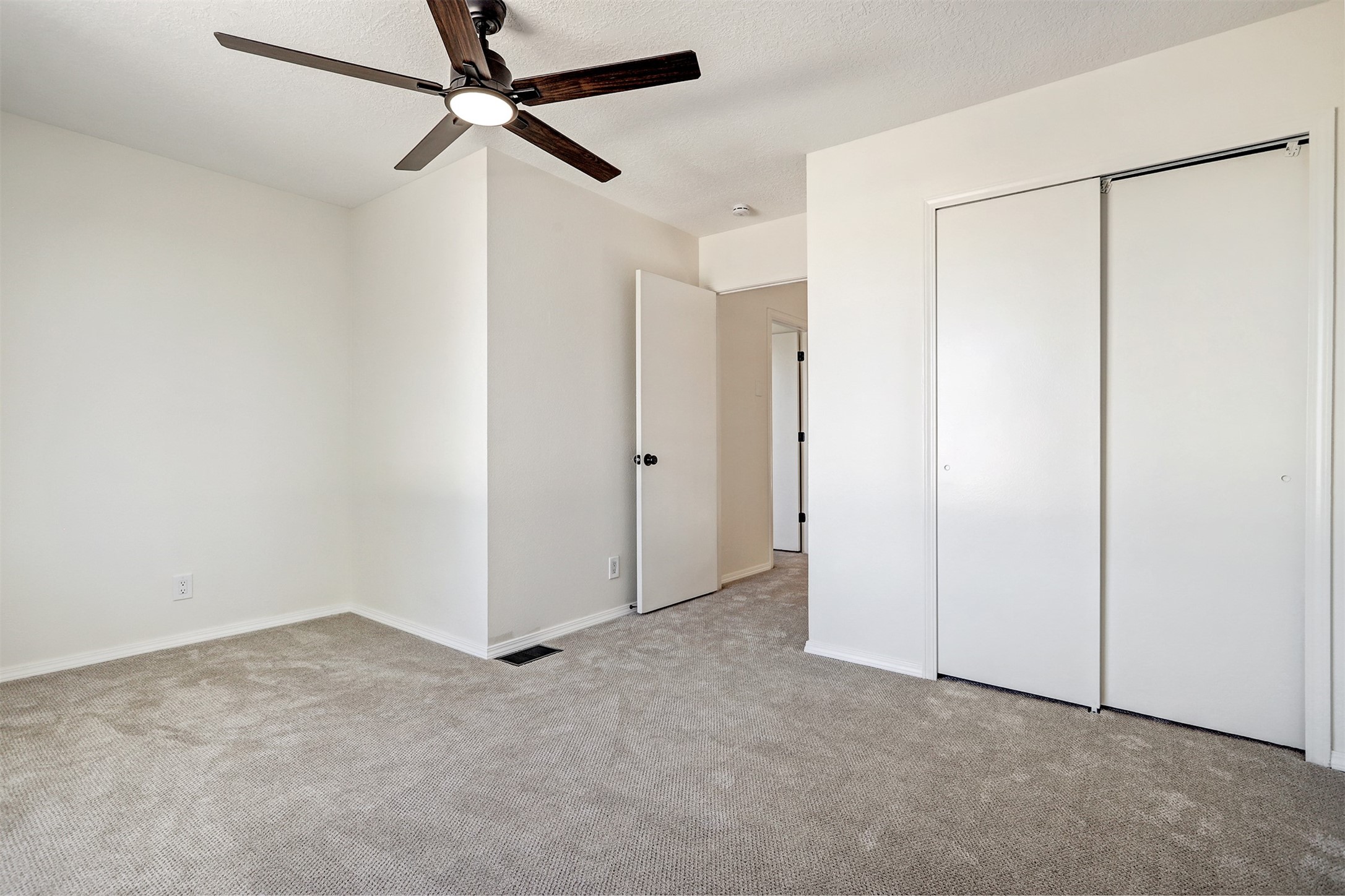 2921 Viaje Pavo Real