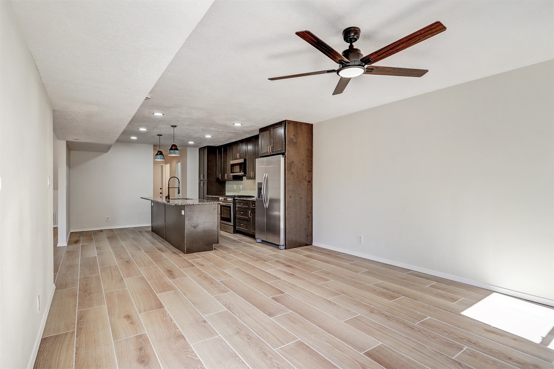 2921 Viaje Pavo Real