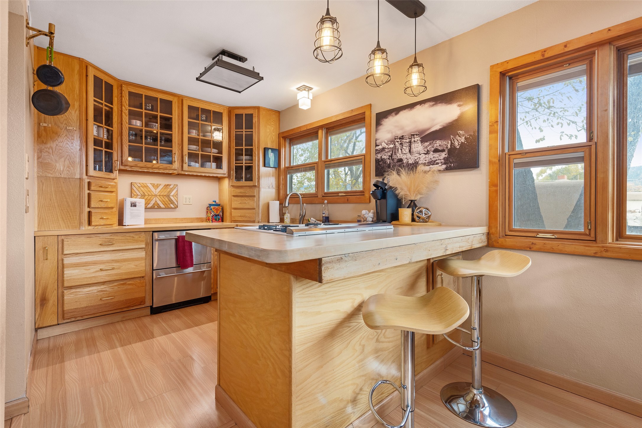 223 E Santa Fe C
