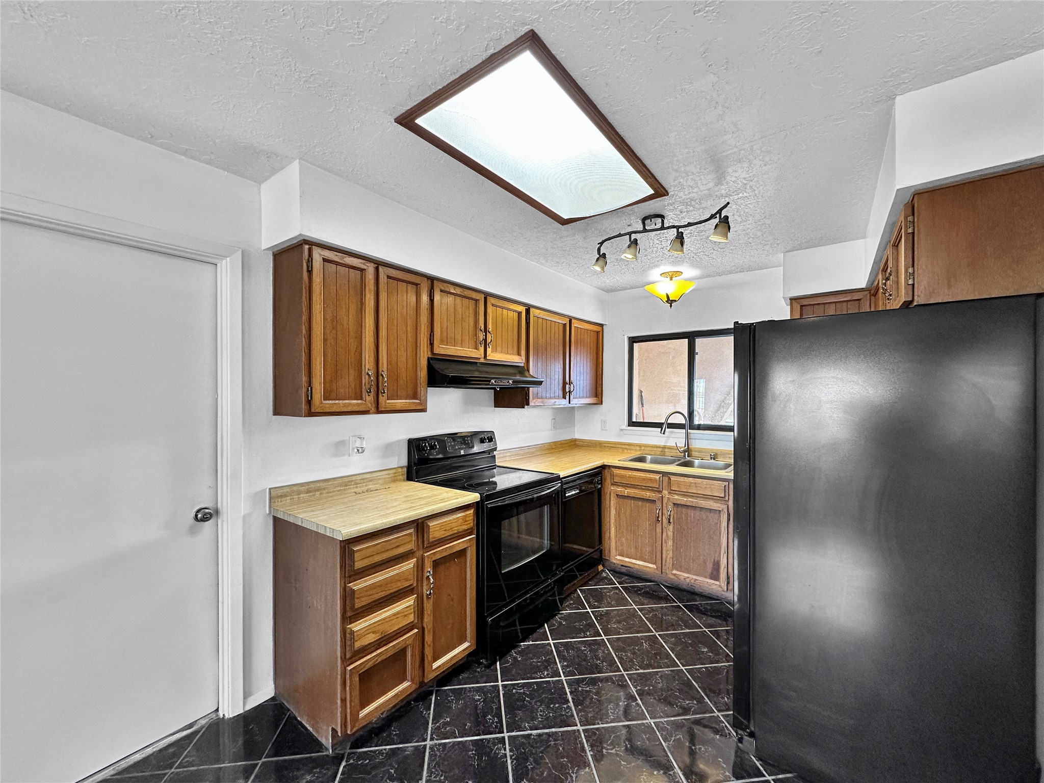 2709 Paseo de Tularosa