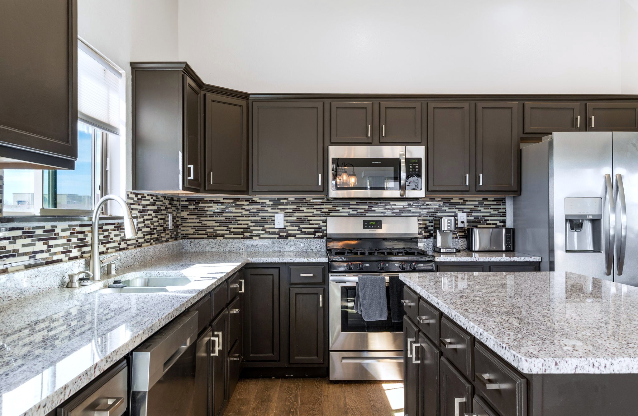 200 Aldaba Circle NE