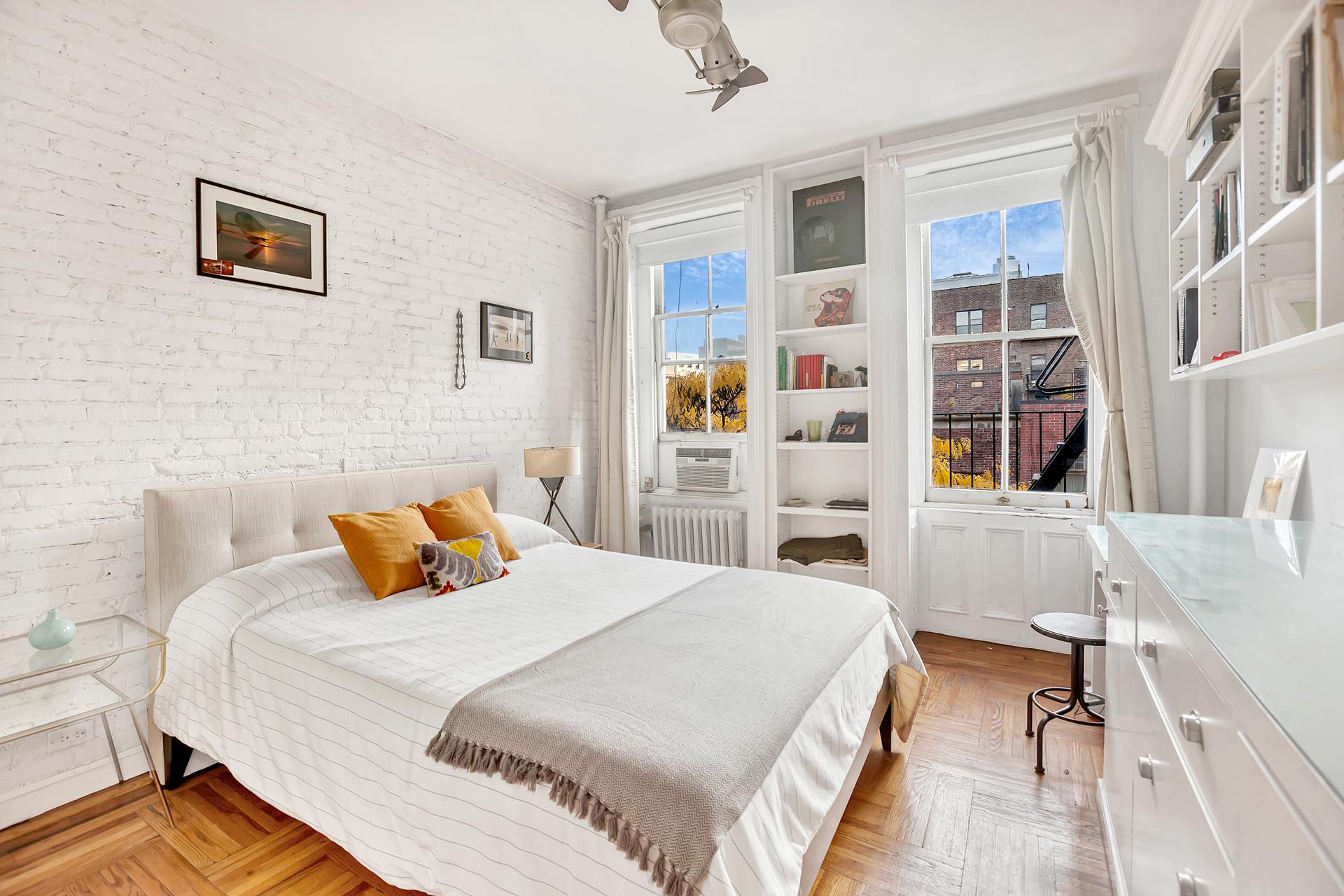 195 PRINCE Street 4S