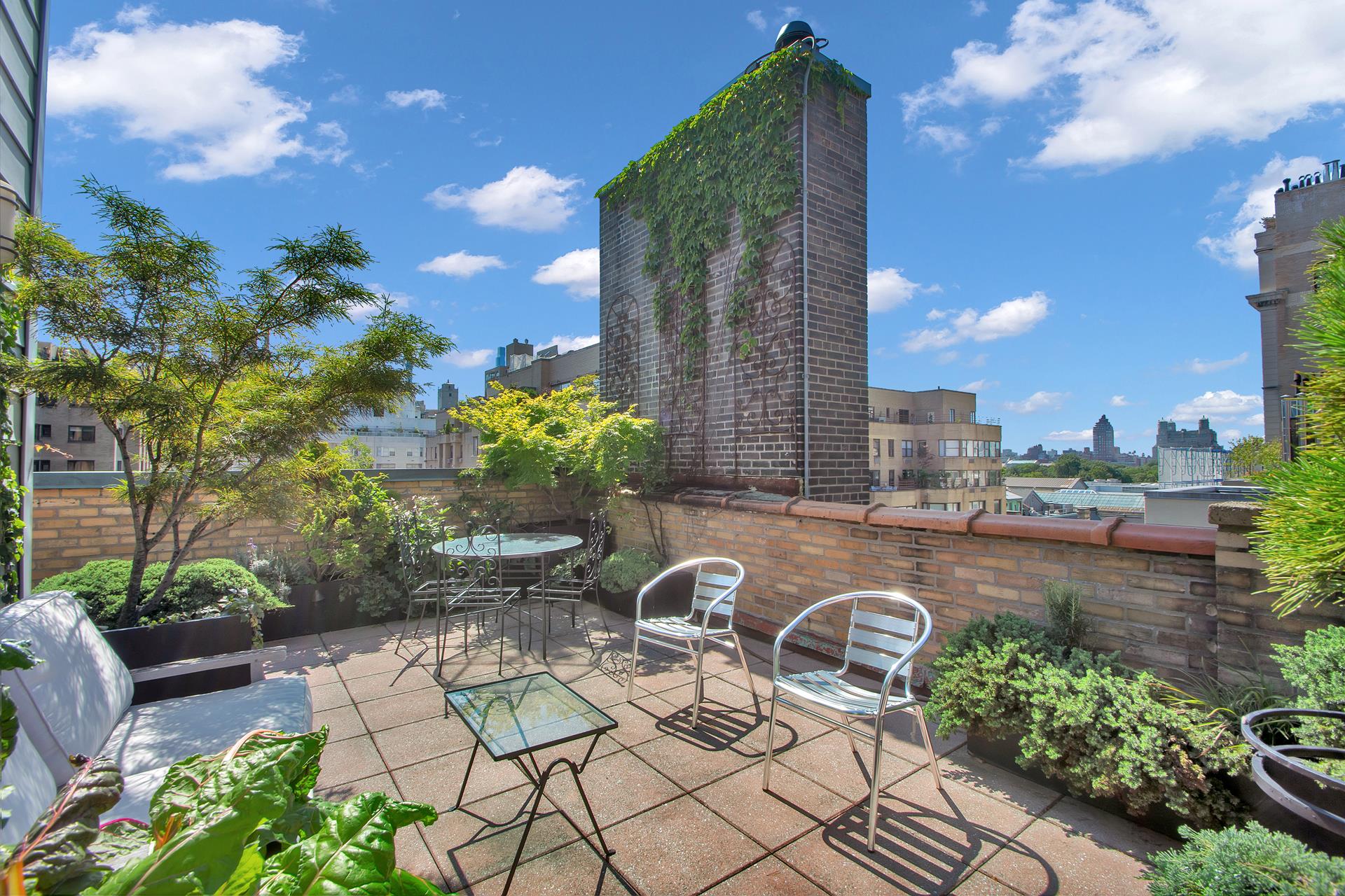 17 E 84TH Street PHA