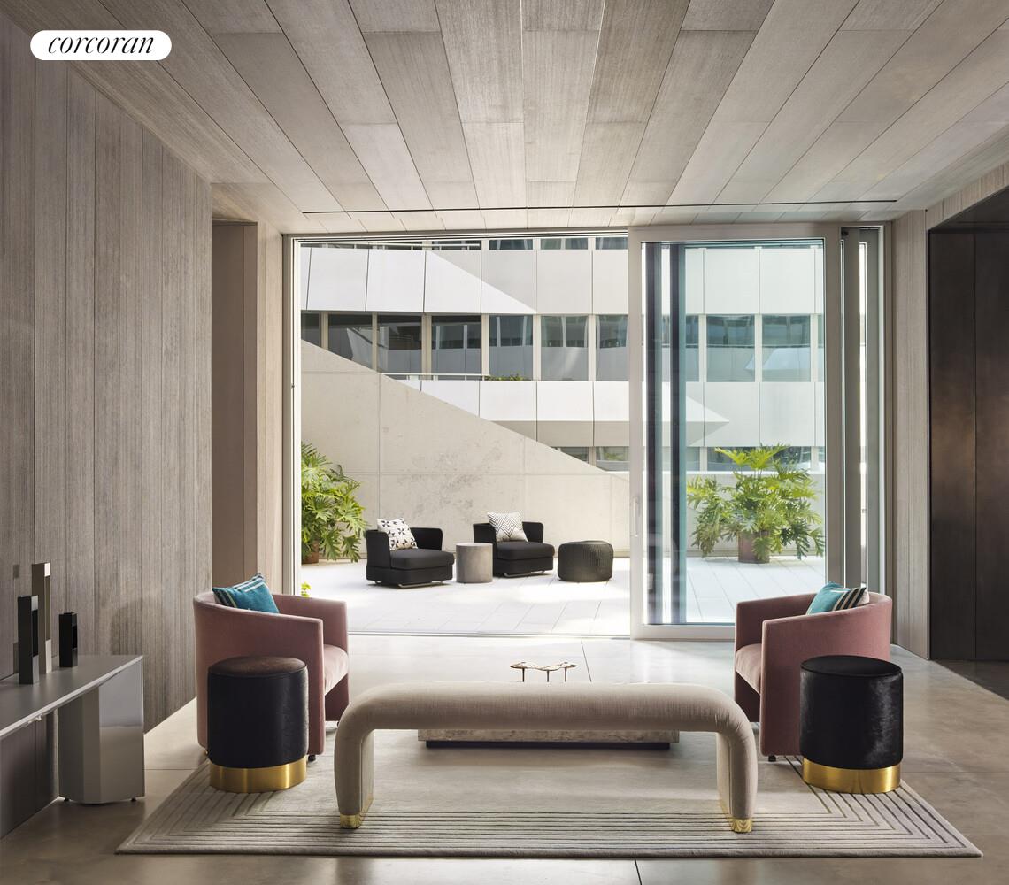 121 E 22ND Street N908