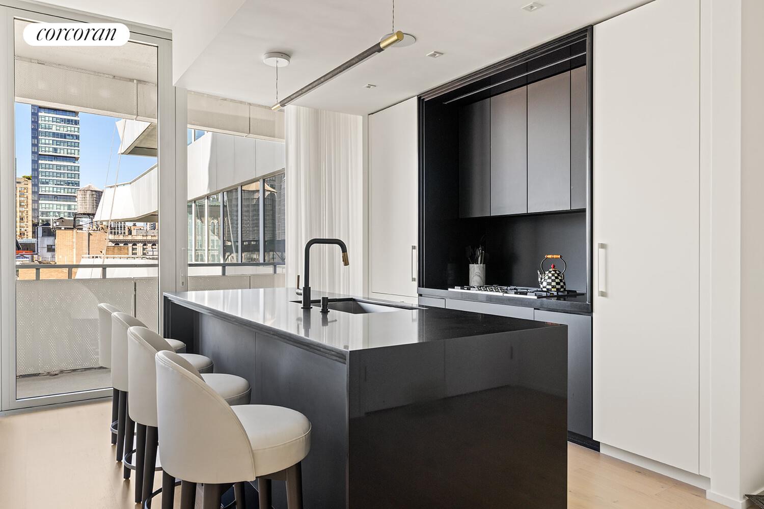 121 E 22ND Street N1505