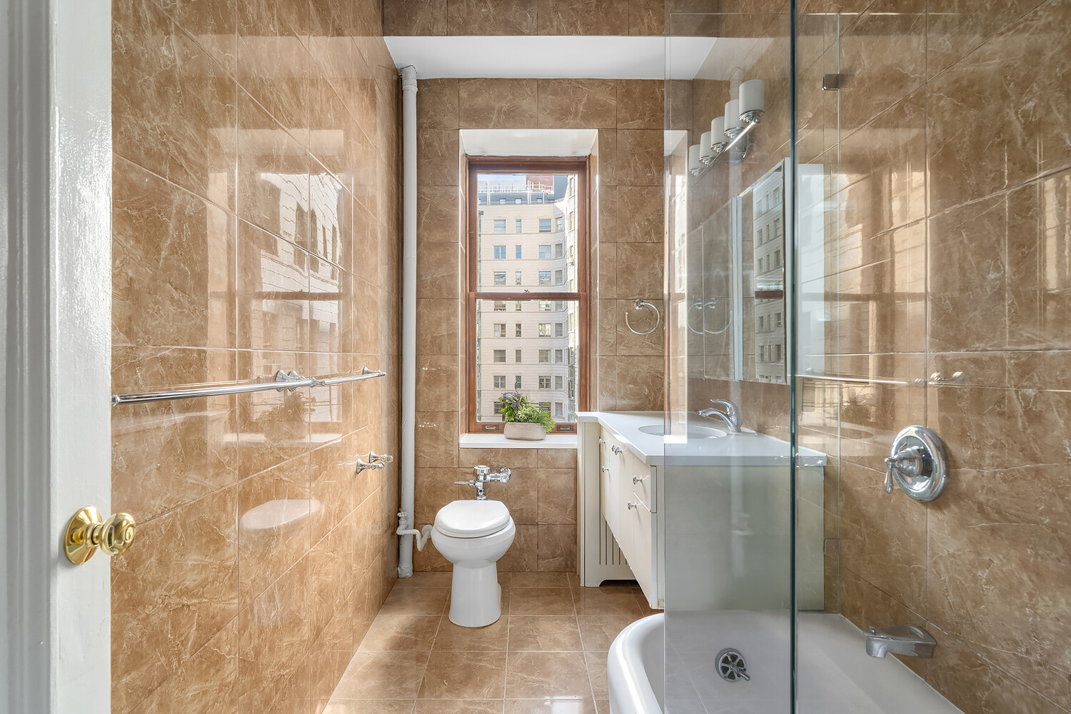 225 W 86TH Street 608
