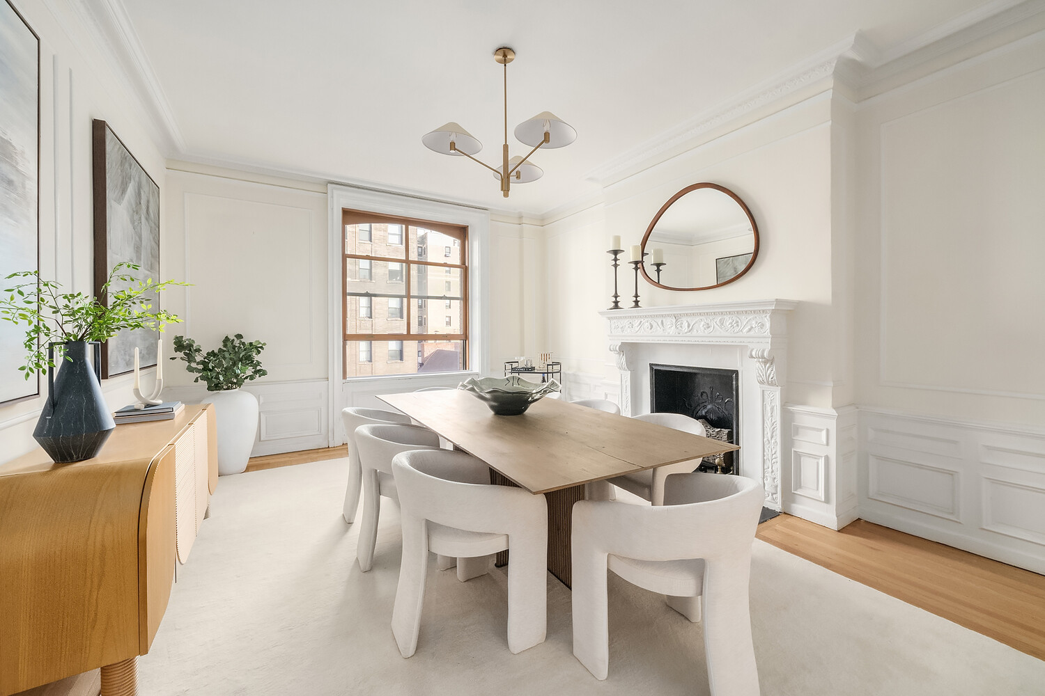 225 W 86TH Street 608