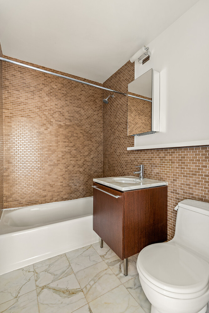 175 W 95TH Street 22C