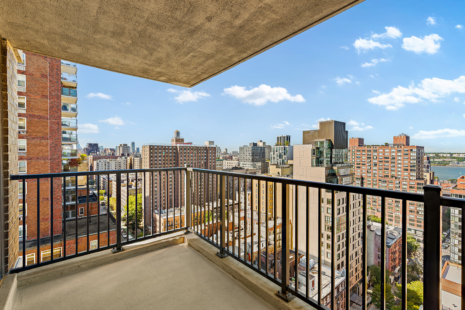 175 W 95TH Street 22C