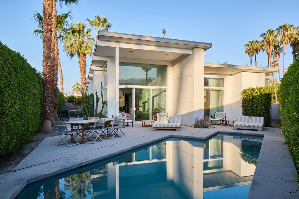 37615 Peacock Circle