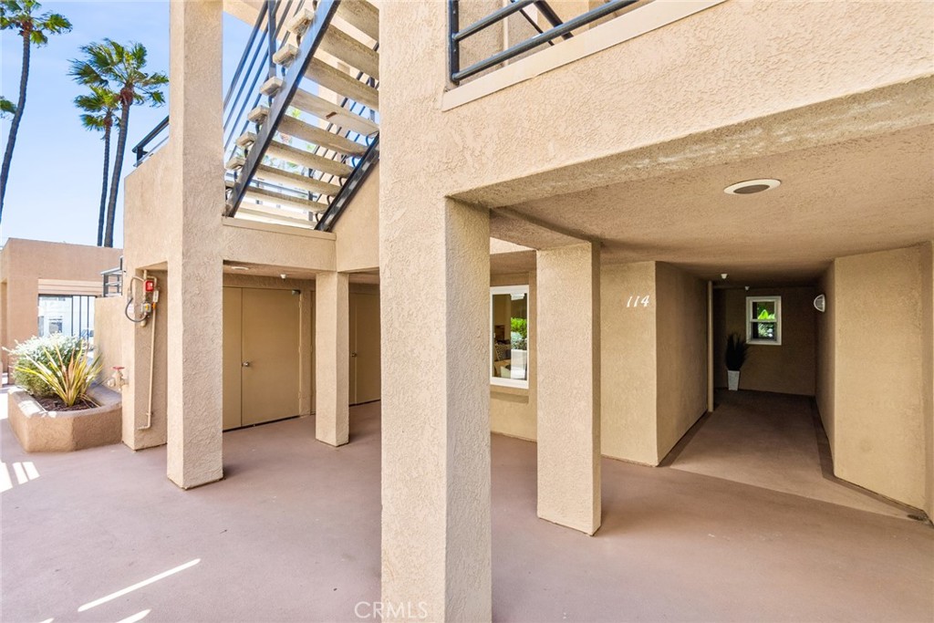 1200 N Pacific Coast Hwy #114 Highway 114