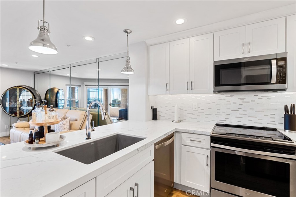 1200 N Pacific Coast Hwy #114 Highway 114