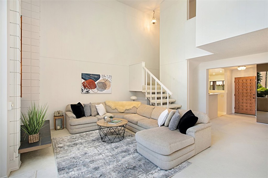 2630 Torrey Pines Road E24