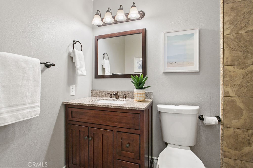 20702 El Toro Road 290