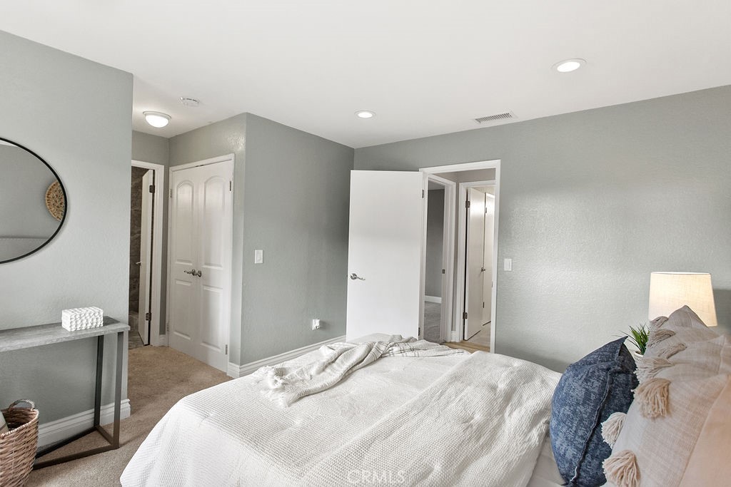 20702 El Toro Road 290