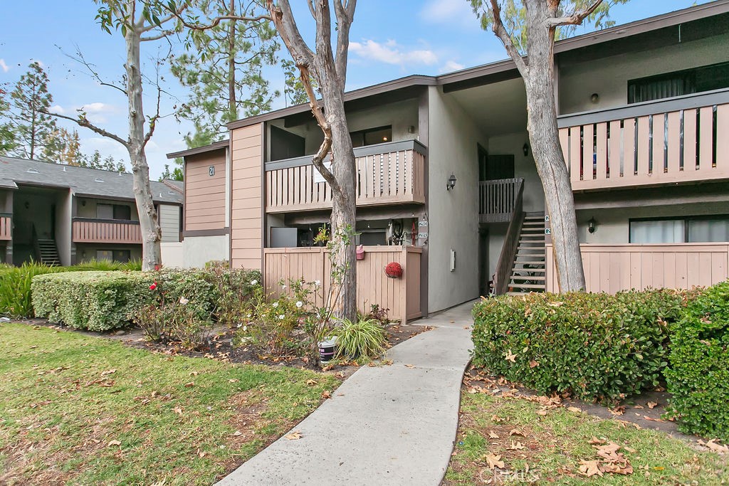 20702 El Toro Road 290