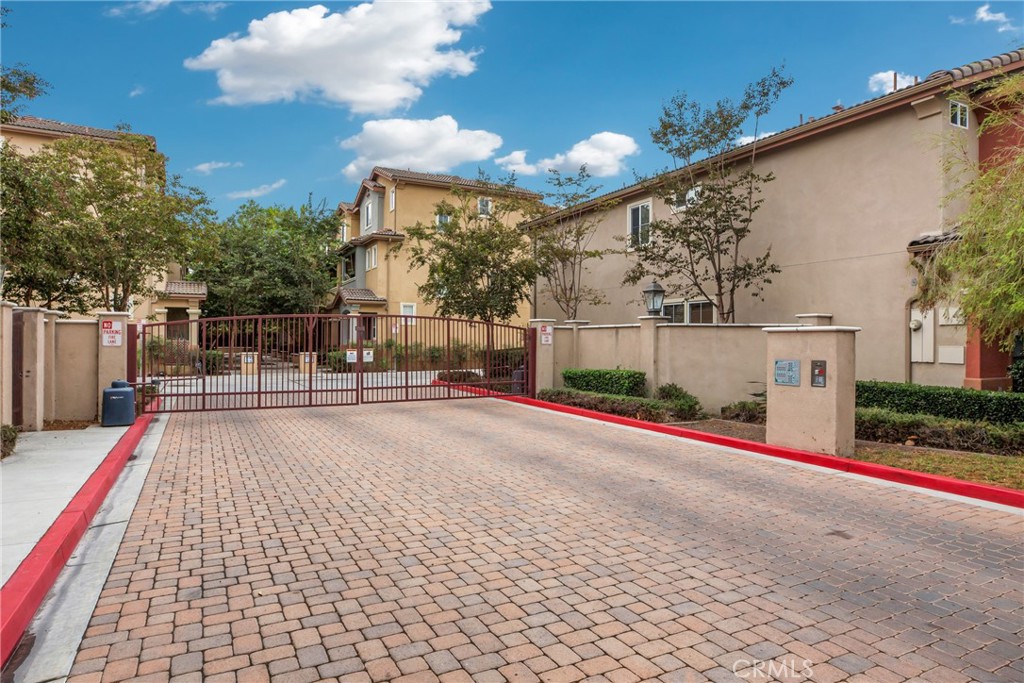 11742 216th Street 3