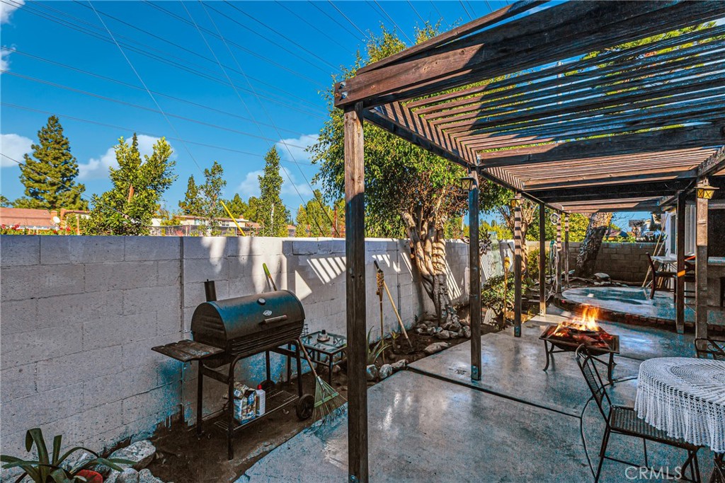 12209 Yearling Place