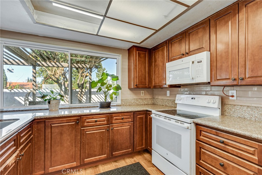 12209 Yearling Place