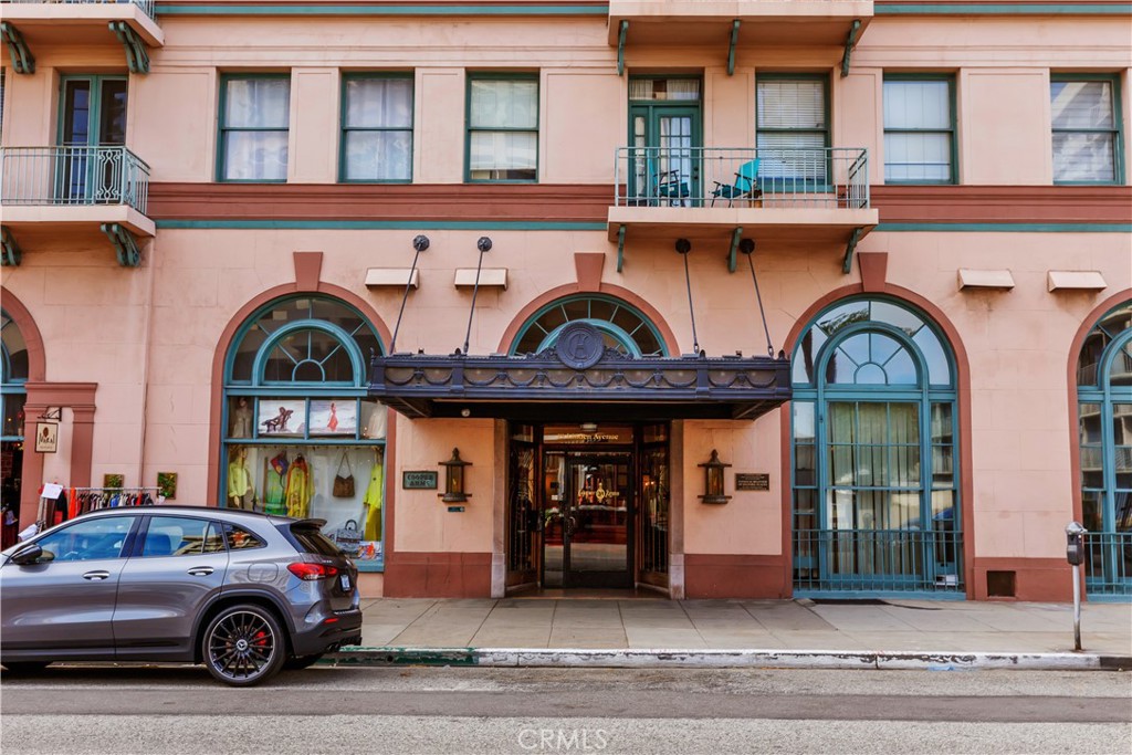 455 E Ocean Boulevard 1001