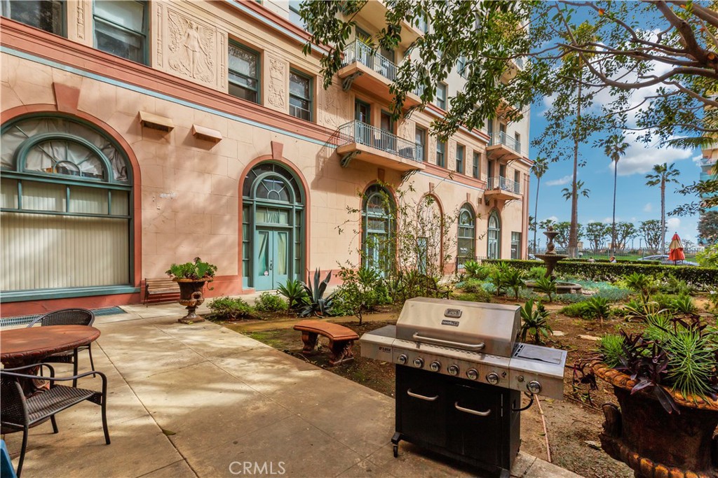 455 E Ocean Boulevard 1001