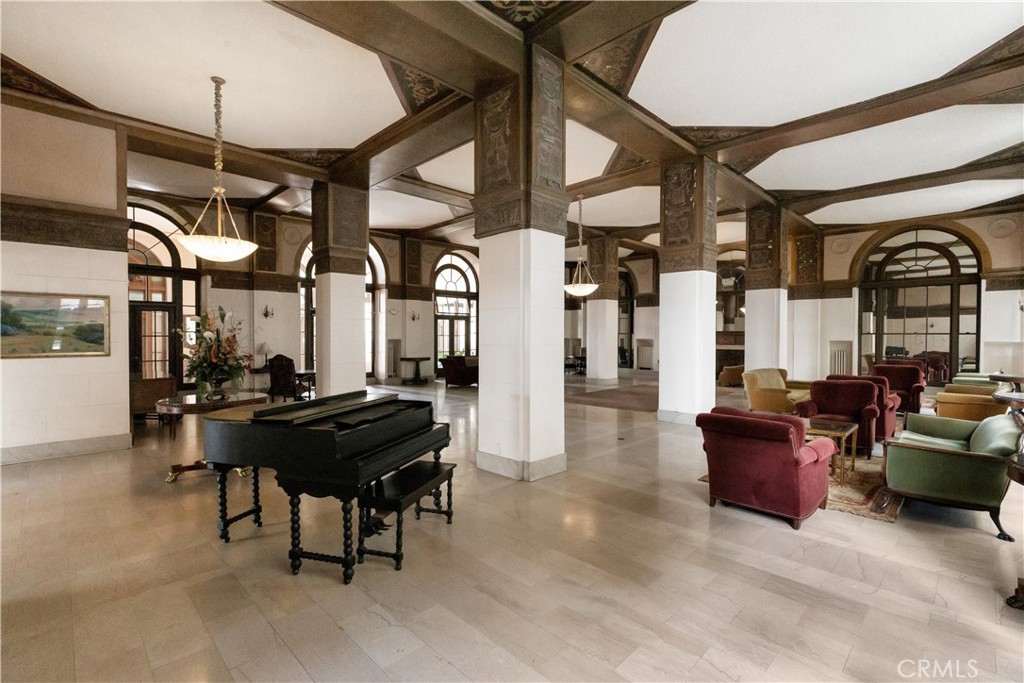 455 E Ocean Boulevard 1001