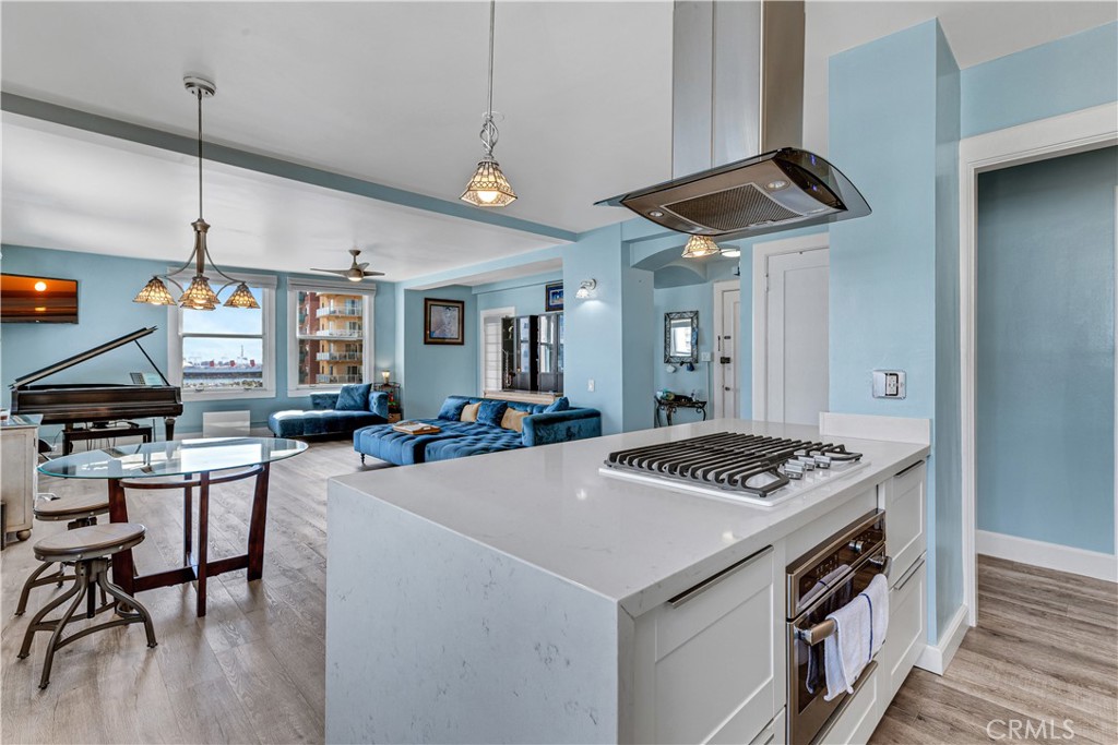 455 E Ocean Boulevard 1001