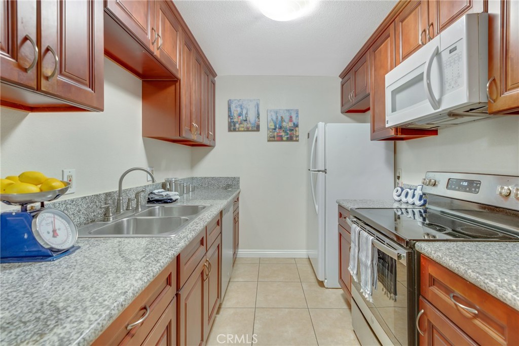 3565 Linden Avenue 114