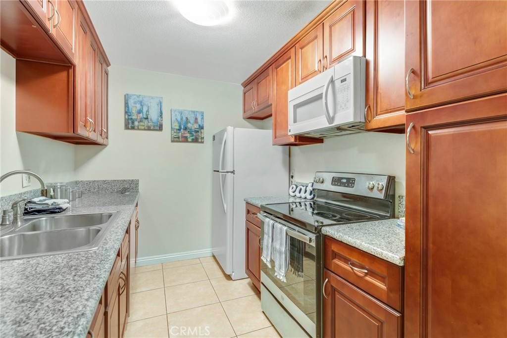 3565 Linden Avenue 114