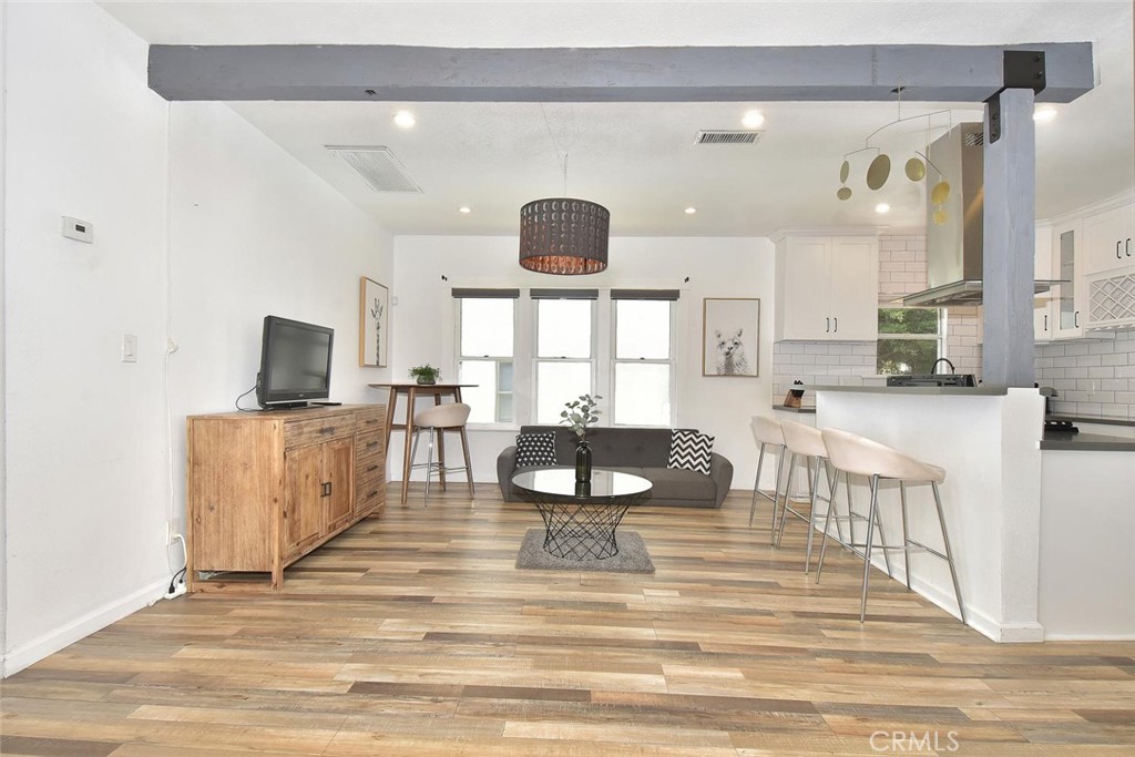 757 N Loma Vista Drive