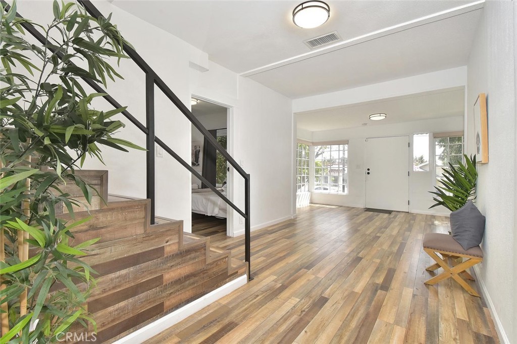 757 N Loma Vista Drive