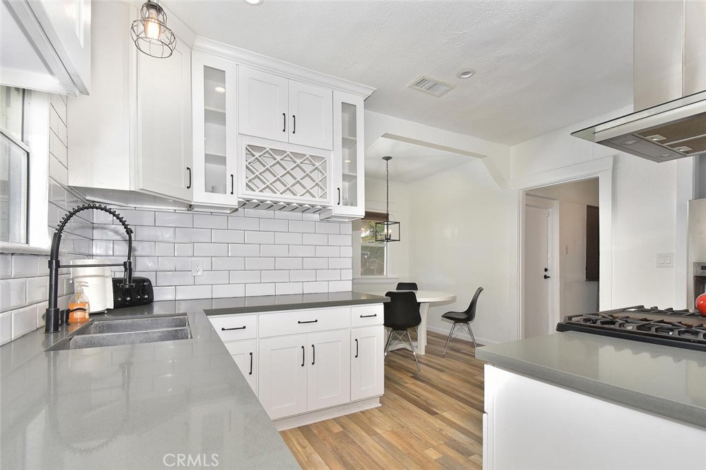 757 N Loma Vista Drive