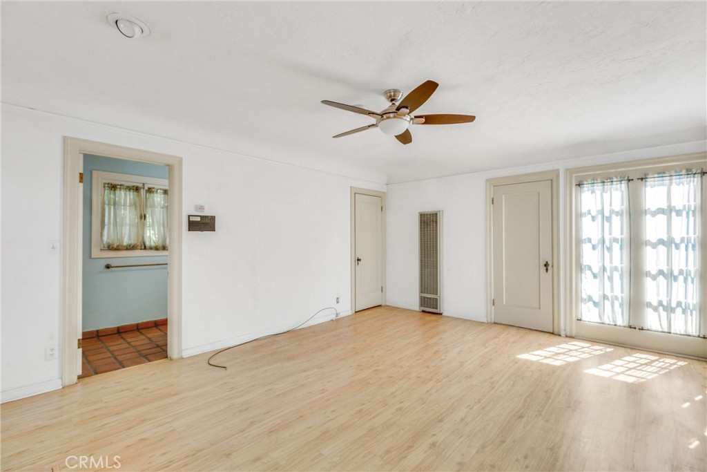 2333 Eucalyptus Avenue